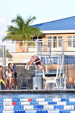 MCHSDIVING091718_180