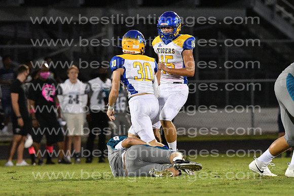 MCHSFB100920_0364