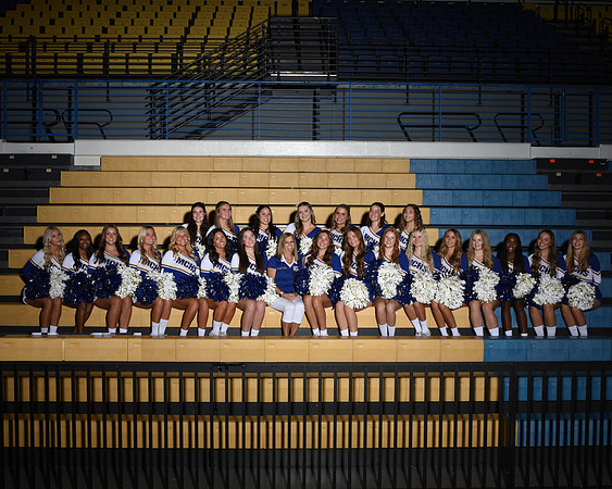 BL4_0133varsitycheer