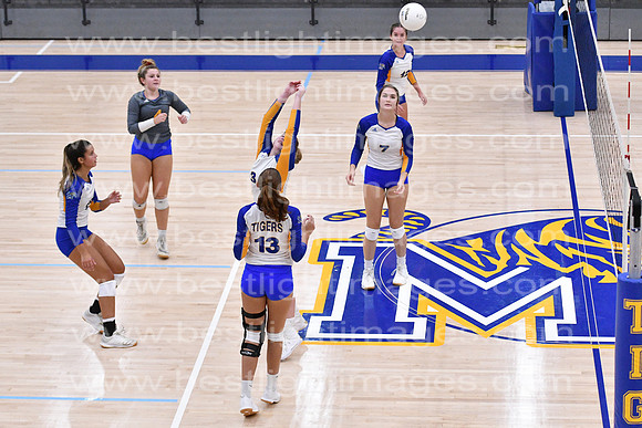 MCHSVB091420_366