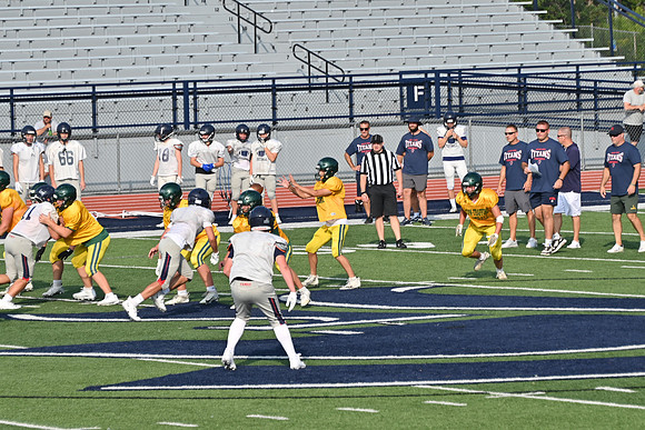 TitanFB0816_0046