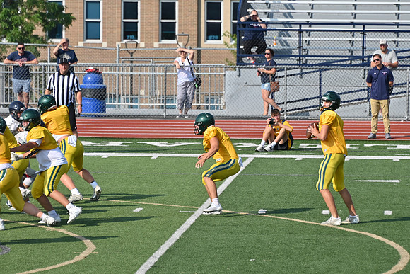 TitanFB0816_0112