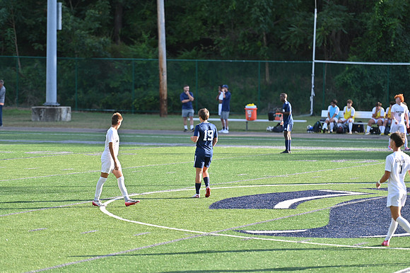 titanvarsoccer082622_0003