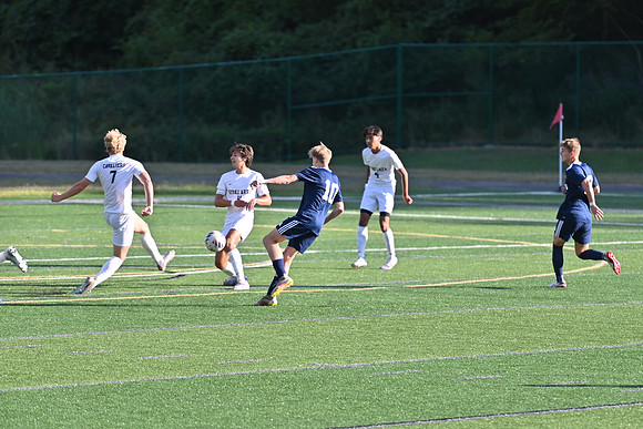 titanvarsoccer082622_0009