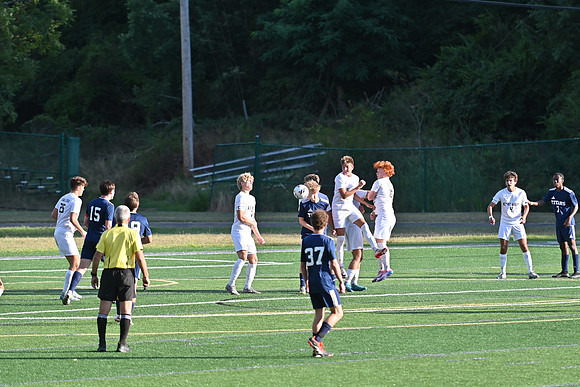 titanvarsoccer082622_0022