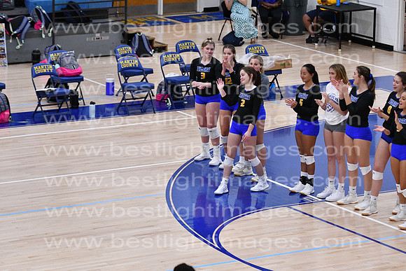 MCHSVB100120_029