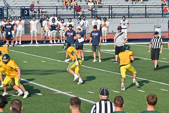 TitanFB0816_0011