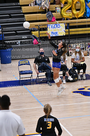 MCHSVB100120_153