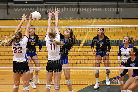 MCHSVB091419_070