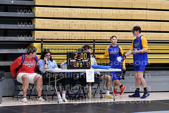 MCHSWRESTLING12122_013