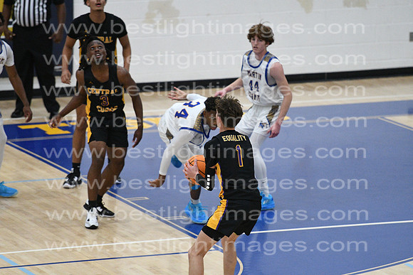 MCHSBB112122_0235