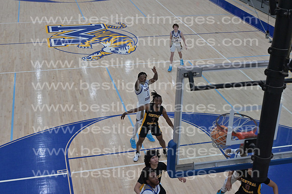 MCHSBB112122_0273