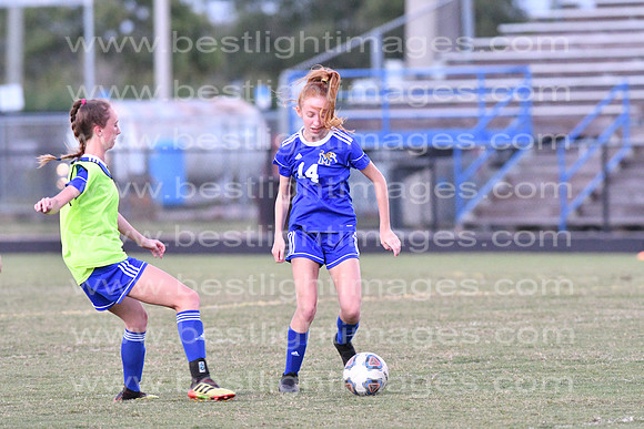 MCHSLTSOCCER1104200038