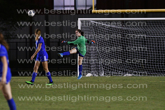 MCHSLTSOCCER1104200240