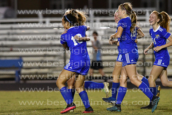 MCHSLTSOCCER1104200138