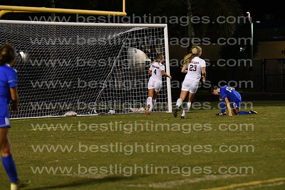 MCHSLTSOCCER1104200287