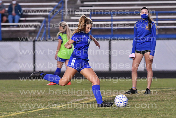 MCHSLTSOCCER1104200046