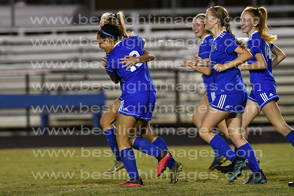 MCHSLTSOCCER1104200140