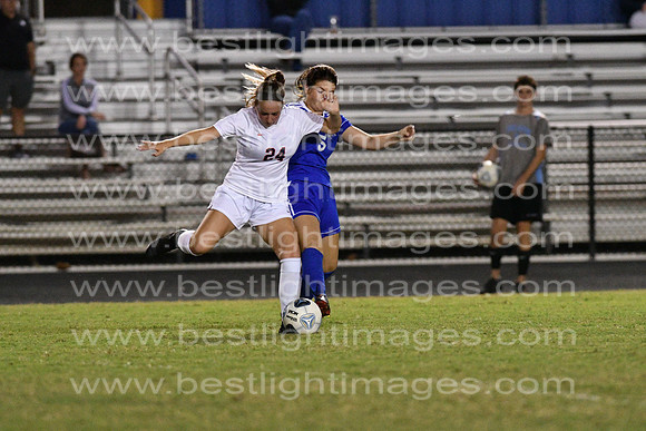 MCHSLTSOCCER1104200241