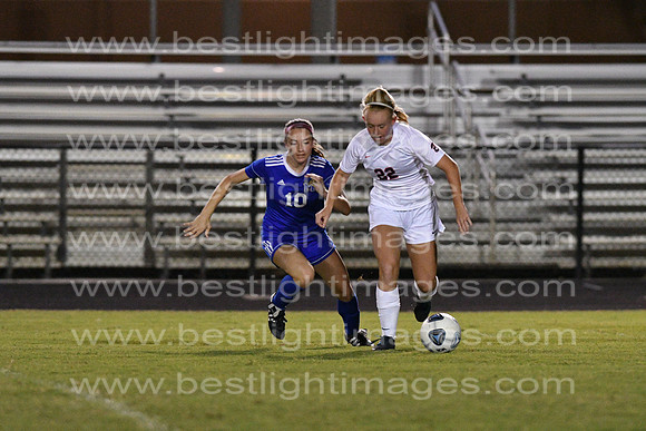MCHSLTSOCCER1104200084