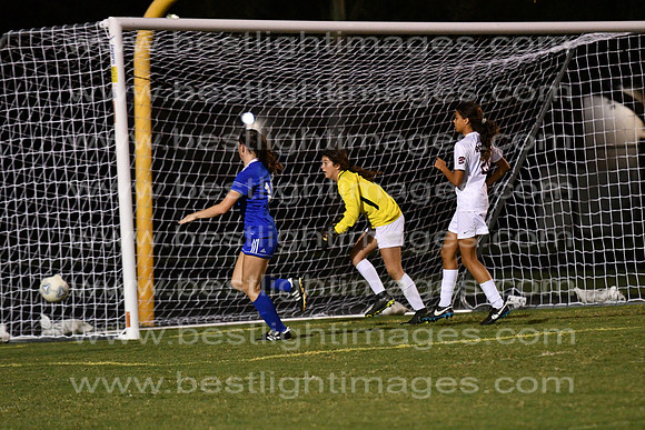 MCHSLTSOCCER1104200317