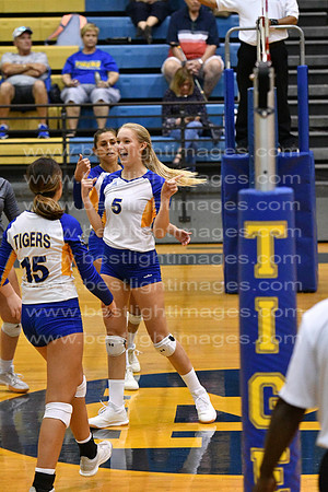 MCHSVB082219_075