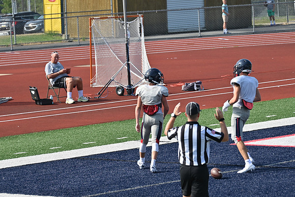 TitanFB0816_0210