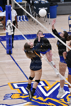 MCHSVB100120_098