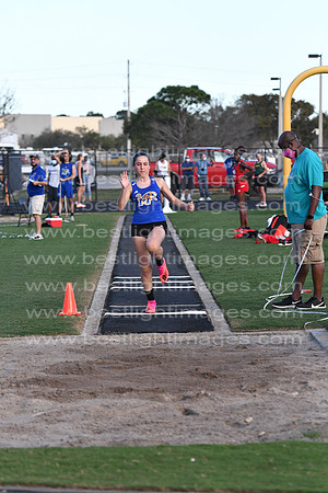M-CHSTRACK021121_159