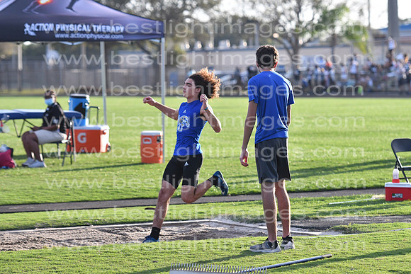 M-CHSTRACK021121_338