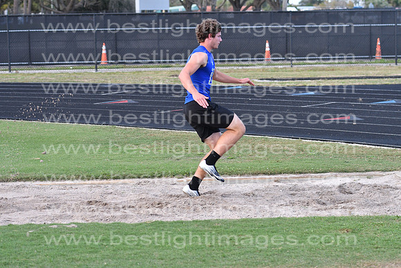 M-CHSTRACK021121_310