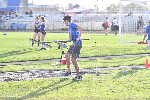 M-CHSTRACK021121_337