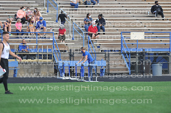 M-CHSTRACK021121_329