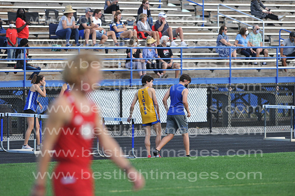 M-CHSTRACK021121_330