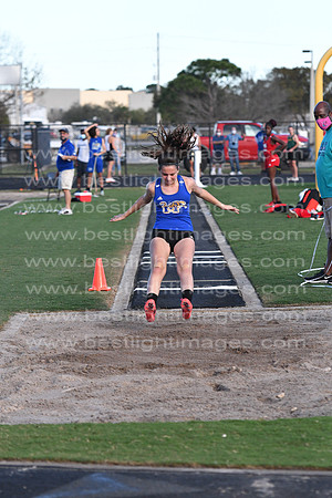 M-CHSTRACK021121_164