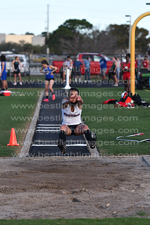 M-CHSTRACK021121_143