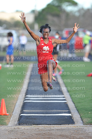 M-CHSTRACK021121_197
