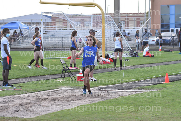 M-CHSTRACK021121_324