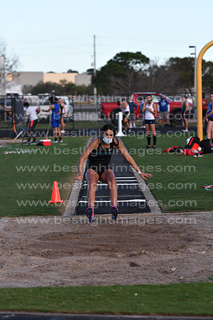 M-CHSTRACK021121_131