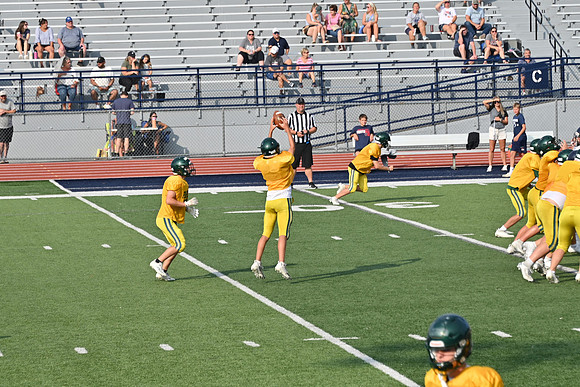 TitanFB0816_0075