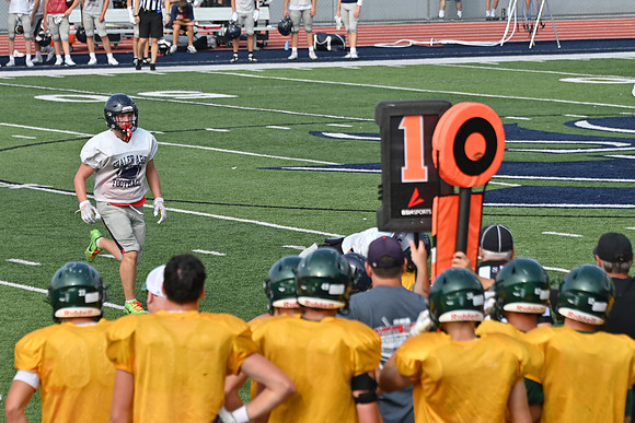 TitanFB0816_0197
