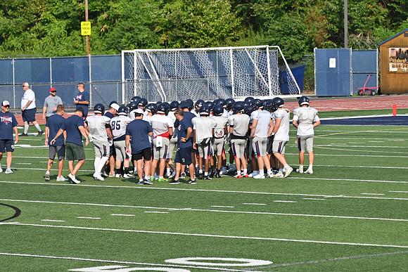 TitanFB0816_0108