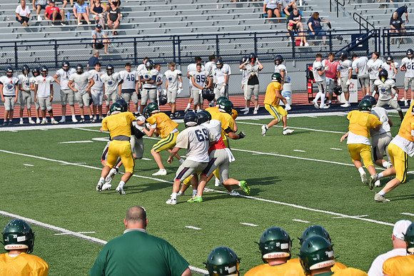 TitanFB0816_0200