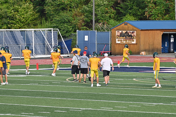 TitanFB0816_0050