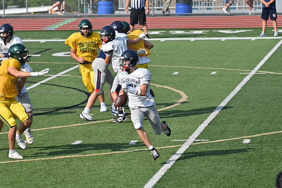 TitanFB0816_0124