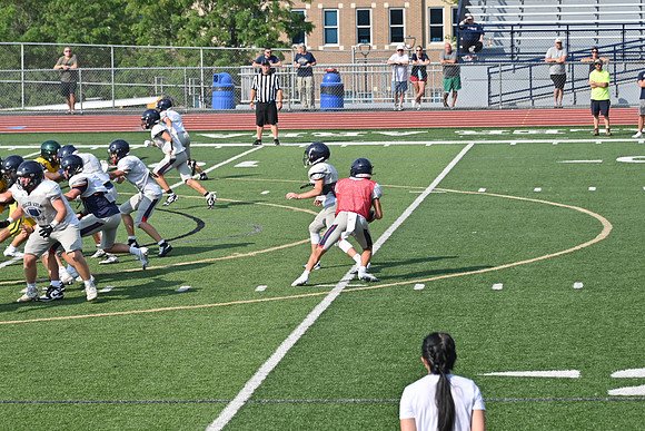 TitanFB0816_0129