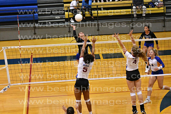 MCHSVB091419_116