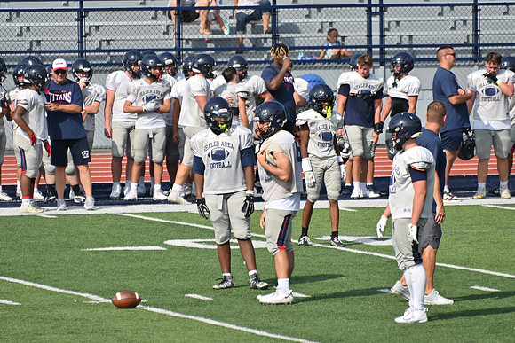 TitanFB0816_0184