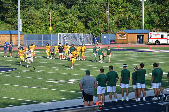 TitanFB0816_0002