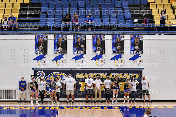 MCHSVB100120_008